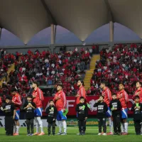 Por los de Colo Colo, obvio: el sorpresivo espectador del amistoso entre Chile y Perú