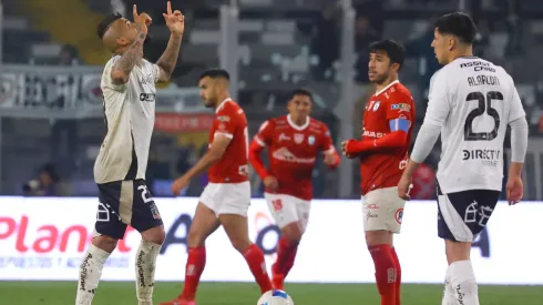 Colo Colo vuelve a la cancha ante Coquimbo Unido.