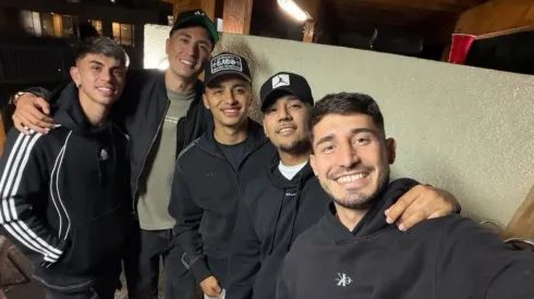 Los jugadores de la U en el cumple de un querido amigo.