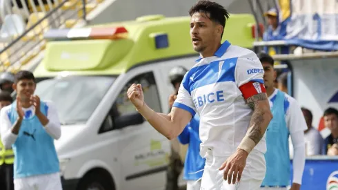 Fernando Zampedri fue la gran figura de la UC ante Everton.