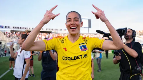 Ryann Torrero agradece a las albas.