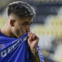 El récord que Lucas Assadi le pelea palmo a palmo a Eduardo Vargas en la Copa Sudamericana