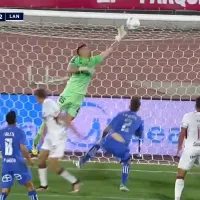 Reboot en U de Chile: Sergio Vargas le presta la capa de Súperman a Gabriel Castellón por tapada ante Lanús