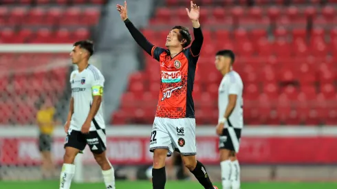 Deportes Limache extiende supremacía ante Colo Colo