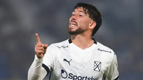 Aseguran que el jugador chileno dejará el equipo pronto.