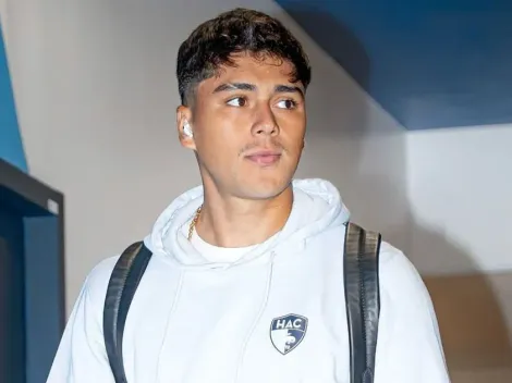 DT de Le Havre destroza los códigos del fútbol y ridiculiza a Pizarro