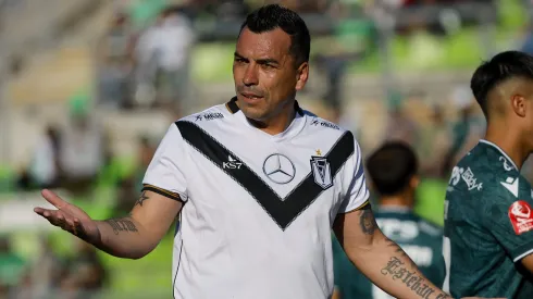 Santiago Morning quedó en el piso tras castigo de la ANFP por culpa de Esteban Paredes.