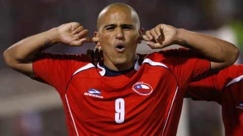 Humberto Suazo disfruta su vida lejos del fútbol "desde otra perspectiva", reconoció en TNT Sports.