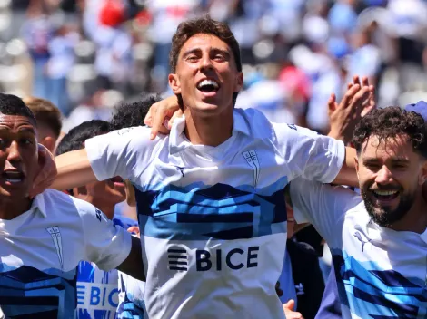 Católica salta de una pata de felicidad por inesperado dinero que llega