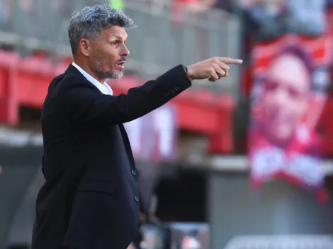 Fernando Ortiz le responde a las quejas de Esteban Pavez en Colo Colo