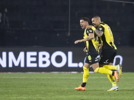 Un chileno celebra en Uruguay: Cortés campeón con Peñarol