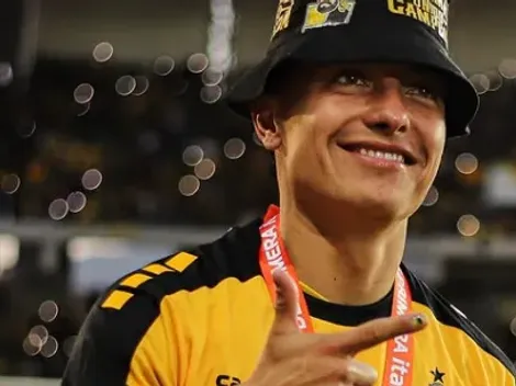 En pleno festejo del título, Zavala destapa su manía más incontrolable