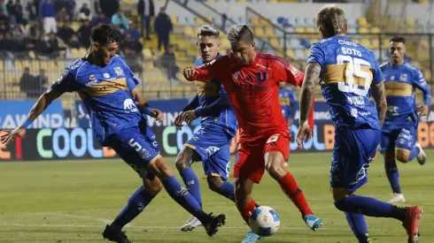 U. de Chile recibe a Everton en el Estadio Santa Laura.