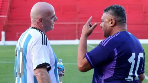 Argentina presentó su nueva camiseta. ¿Se la irá a poner nuevamente Gianni Infantino?