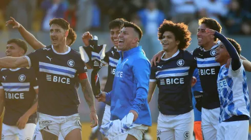 Eduard Bello habla de su continuidad en Católica.