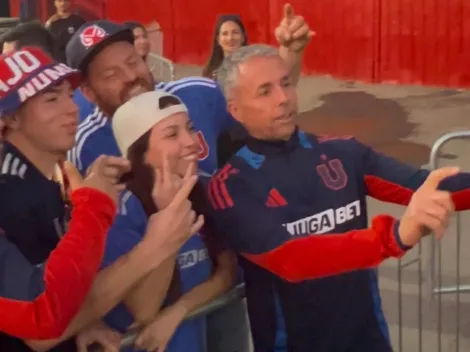 El cara a cara de Álvarez con hinchas de la U: "Profe, no..."