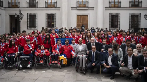 Boric estuvo con los deportistas chilenos en La Moneda