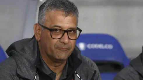 Ronald Fuentes fue expulsado por Piero Maza