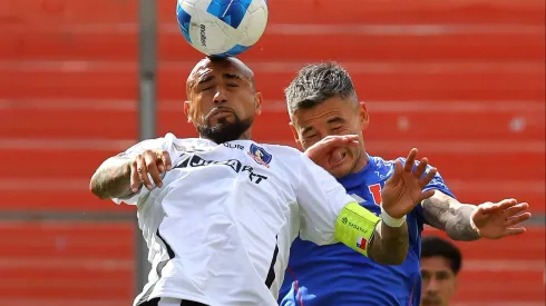 En Argentina avisan que Colo Colo y U. de Chile buscan a Gabriel Arias