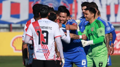 El Curi anuncia los primeros refuerzos del fútbol chileno para 2026.