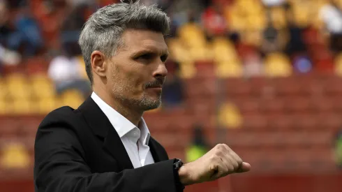 Fernando Ortiz, el DT de Colo Colo, parece tener a la mano seguir en los albos para 2026.