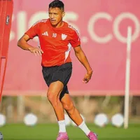 Alexis Sánchez demuestra su clase y es apuntado como el gran ejemplo de Sevilla: “Enorme compromiso…”