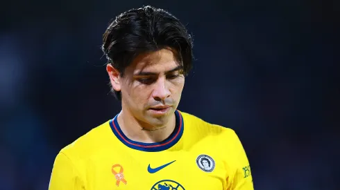 Víctor Dávila pasa por tenso momento en México.