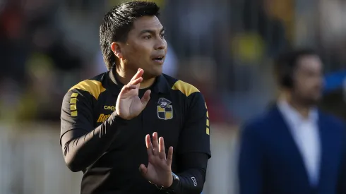 Esteban González, el DT de Coquimbo Unido que ganó la Liga de Primera 2025.