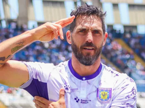 El eterno Larrivey se hace gigante y mete a Concepción en las semis