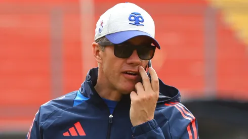 Oposición en Azul Azul destroza a Michael Clark por escándalos que golpean a la U.