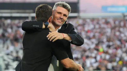 Fernando Ortiz recibe elogios por sus decisiones.