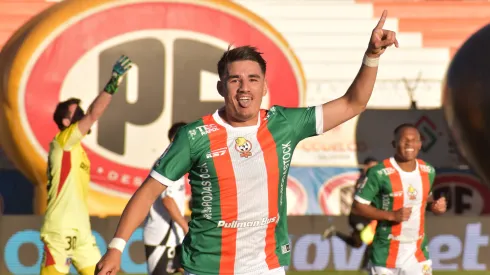 Cobresal gana y deja momentaneamente fuera de 'copas' a Colo Colo.