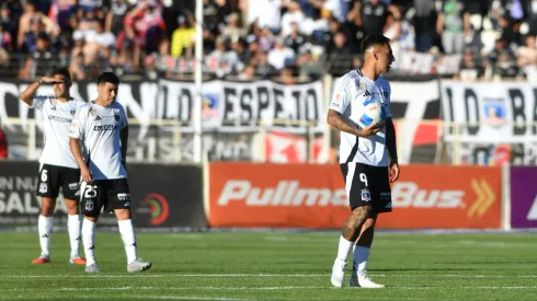Colo Colo se complicó tras perder ante Cobresal.