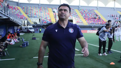 Revelan los clubes que estarían cerca del fichaje del ex DT de Audax Italiano.