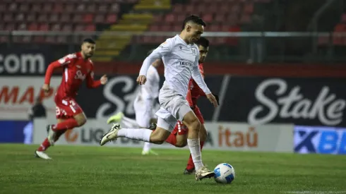 Audax Italiano recibe a Ñublense en el Bicentenario de la Florida.