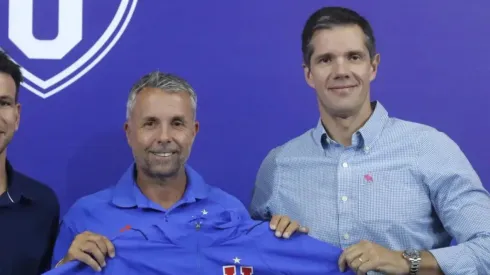 Clark y Álvarez están en un cortocircuito