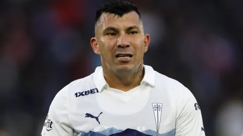 Gary Medel sigue en U. Católica