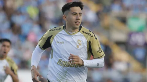 Matías Palavecino define su futuro con tres interesados.