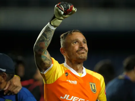 Arquero récord del fútbol chileno desafía a un penal a Charles