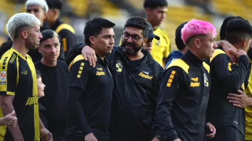 Esteban González se lleva jugadores a México.