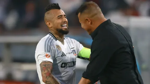 Almirón podría sacar a Vidal de Colo Colo.