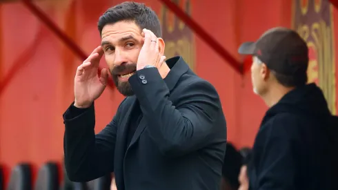 Gonzalo Villagra terminó como entrenador de los hispanos la terrible campaña 2025.