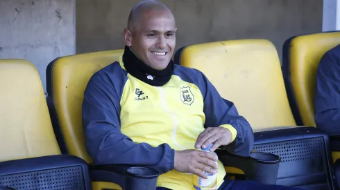El Chupete Suazo ha tenido varias razones para sonreír últimamente en los Canarios.