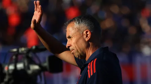 Gustavo Álvarez vive horas claves para salir de la U.