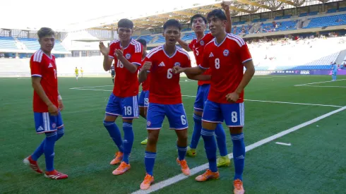 Chile a la final de la Copa UC con golazo tipo Lionel Messi.