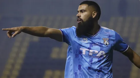 Este zaguero central confirmó su retorno a Deportes Iquique.