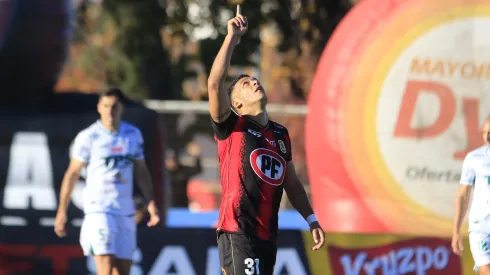 Isaac Díaz ahora será nuevo referente del ataque de Iquique