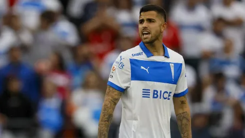 Daniel González podría dejar la UC con inesperada transacción.