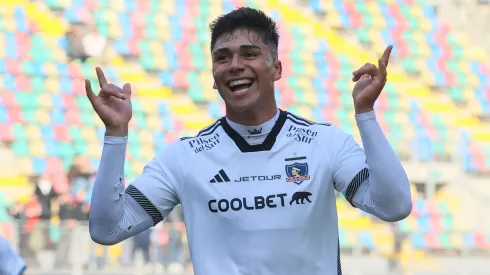 Damián Pizarro no se presentó en Francia y subió una foto en Chile