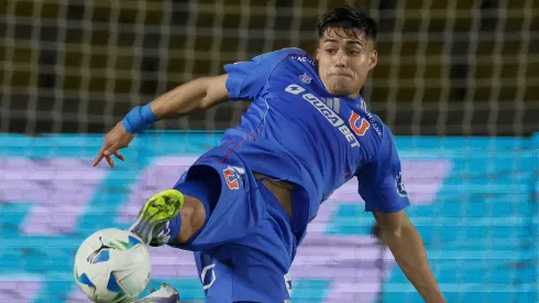 Caté Ibarra pone un altar a Hormazábal en la U.